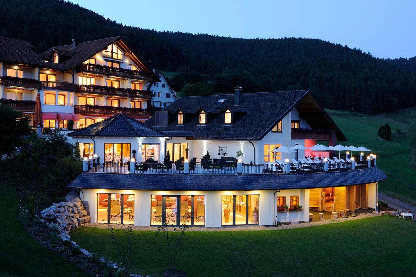 Hotel Heselbacher Hof Baiersbronn Exterior foto